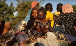 Sudan's civil war overwhelms Chad's town with refugee crisis
